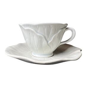 VINTAGE METLOX LOTUS BLUE/WHITE COFFEE CUP & SAUCER